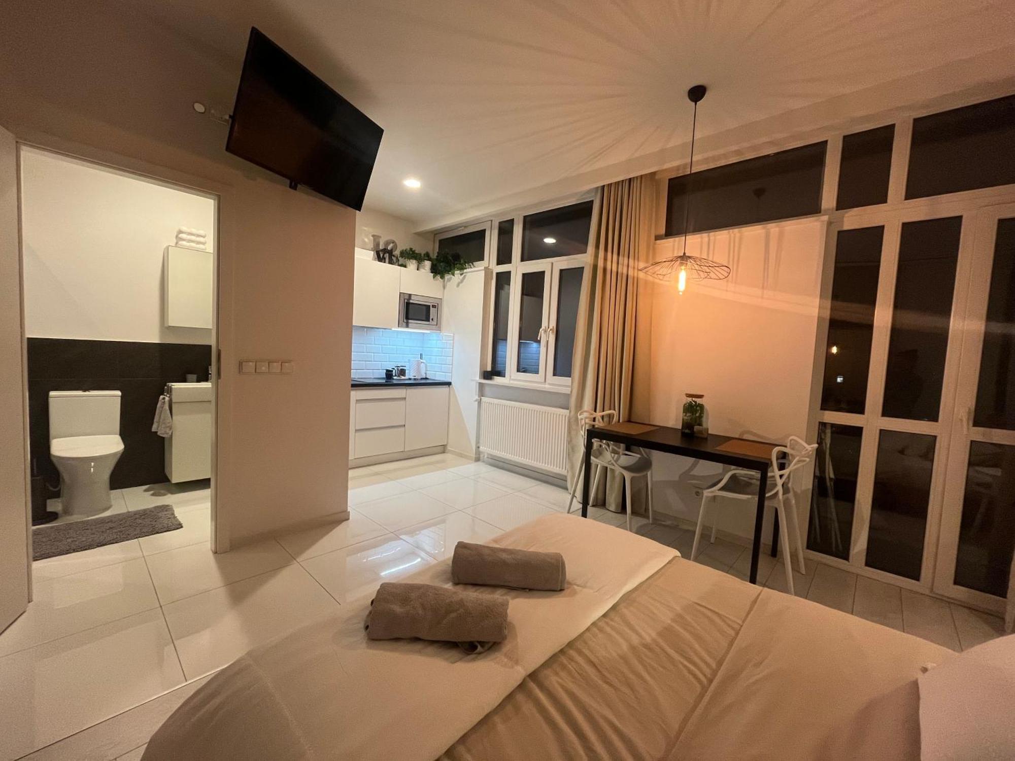 Apartament I Love Piotrkowska Z Wielkim Lustrem, Balkonem I Klimatyzacja Лодз Екстериор снимка